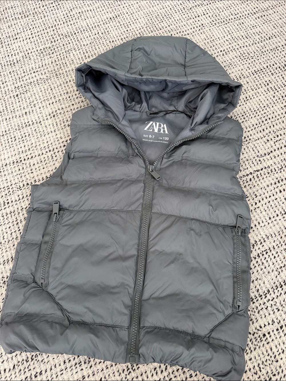 Zara Kids Hooded Quilted Vest in Charcoal